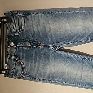 American Eagle, size 4 short, hi rise legging crop
